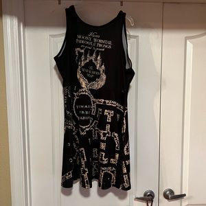 EXCELLENT CONDITION HARRY POTTER MARAUDER’S MAP SKATER DRESS. Size XXL